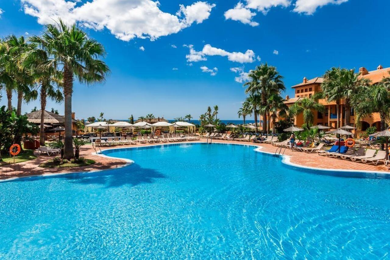 Caledonia Golf And Resort By Bossh إِستيبونا المظهر الخارجي الصورة